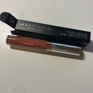 Anastasia Beverly Hills liquid lipstick
